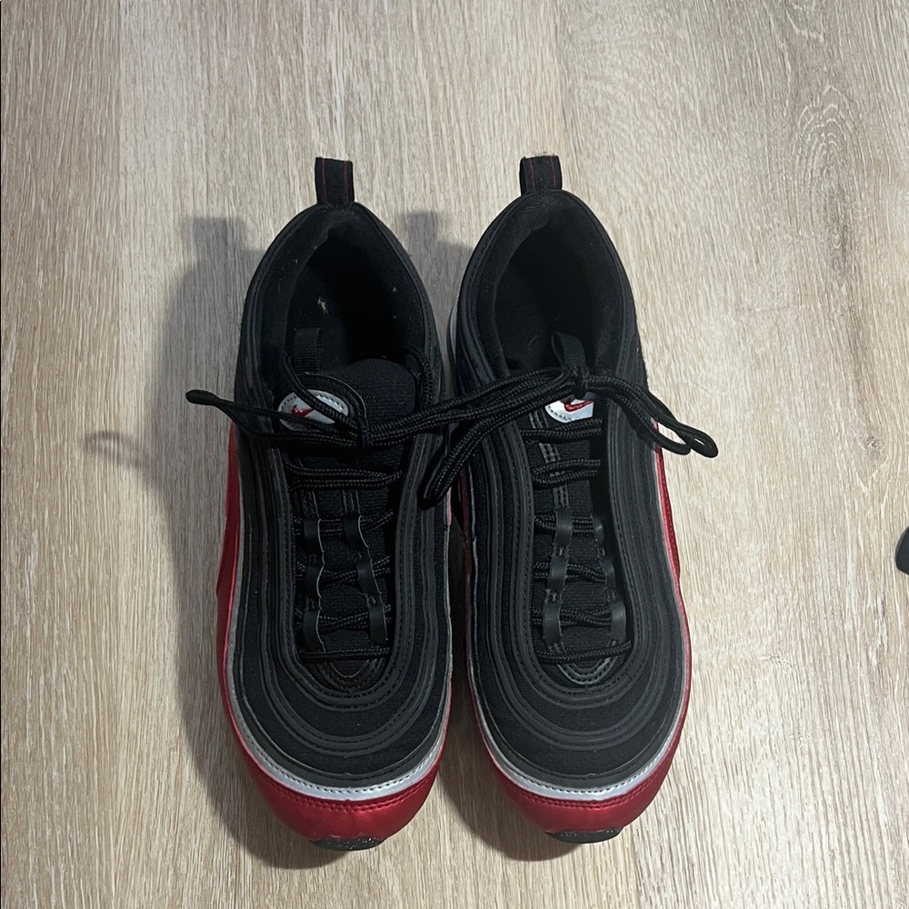 Nike Kids Black and Red Sneakers